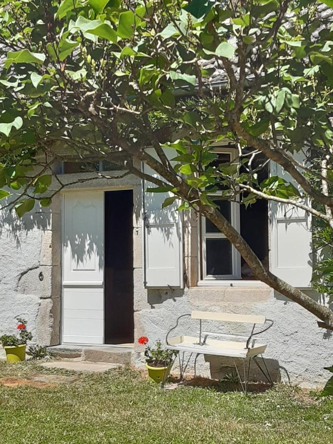 Chez Mialaret Bed & Breakfast Tourniac ภายนอก รูปภาพ