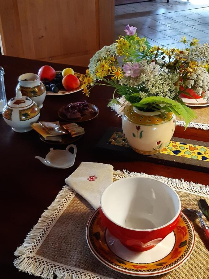 Chez Mialaret Bed & Breakfast Tourniac ภายนอก รูปภาพ